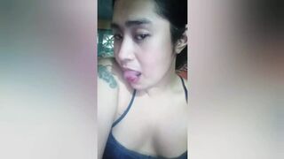 He likes to cum in my mouth