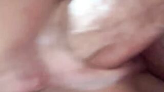 Very creamy wet pussy and wife cuming ????