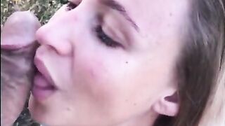 Quick outdoor blowjob with final in mouth