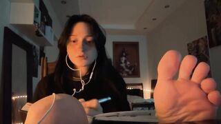 Pov: Classmate teen Girl Shows Her Feet online school UWU