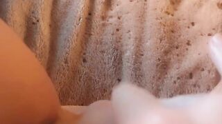 Making my wet pussy squirt