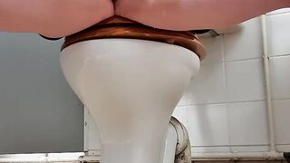 Pissing on the floor of a public toilet made me feel naughty so i finger myself too