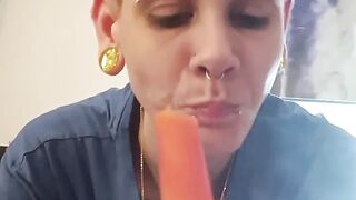 I love these popsicles so juicy and so yummy!part.3.