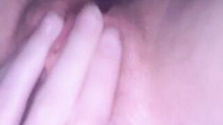 Amateur dildo ridding makes my tight pussy squirt and cream