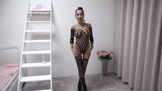 Ola, Watch the First Video From the Hot Shooting with Valentina for Now You Can See How I Spit on Her Pussy and Stick My Fingers