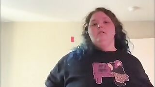 SSBBW GETS HORNY WHILE CLEANING UP {full video on onlyfans @fatnpretty407}