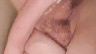 Swedish amateur slut fuck herself in bath at her parents squirted in the bath